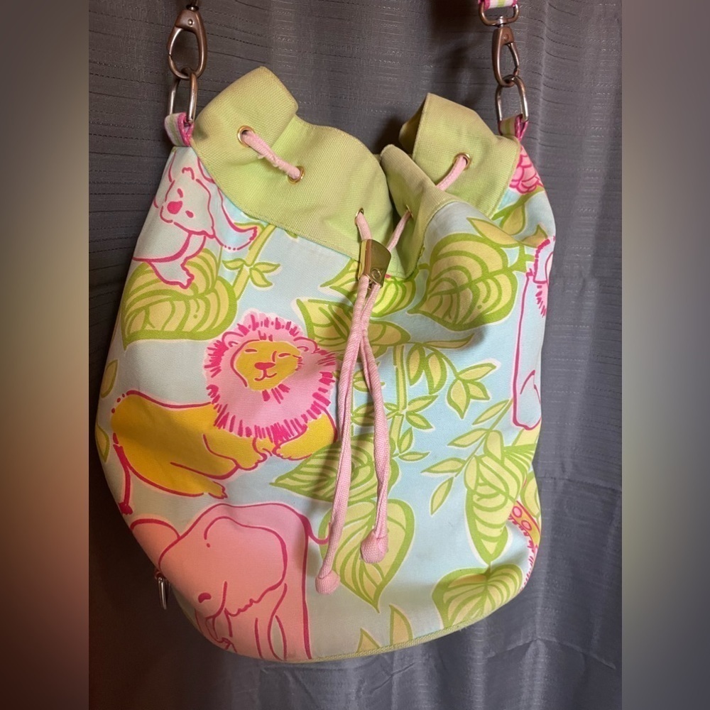 Lilly Pulitzer San Diego Zoo barrel tote bag   Perfect for beach, diaper bag etc